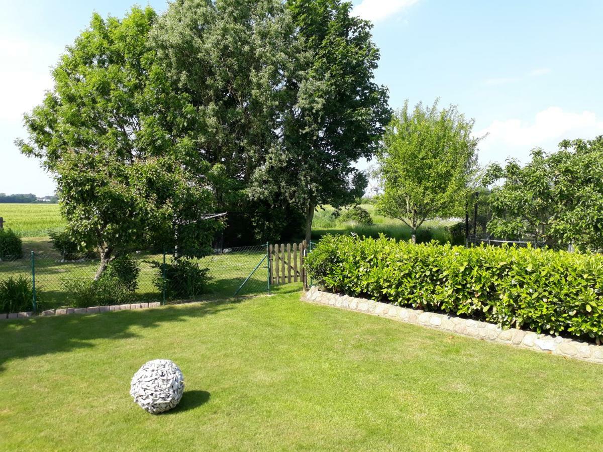 Ostseeferien In Lichtenhagen-Dorf Ferienwohnung Elmenhorst/Lichtenhagen ภายนอก รูปภาพ